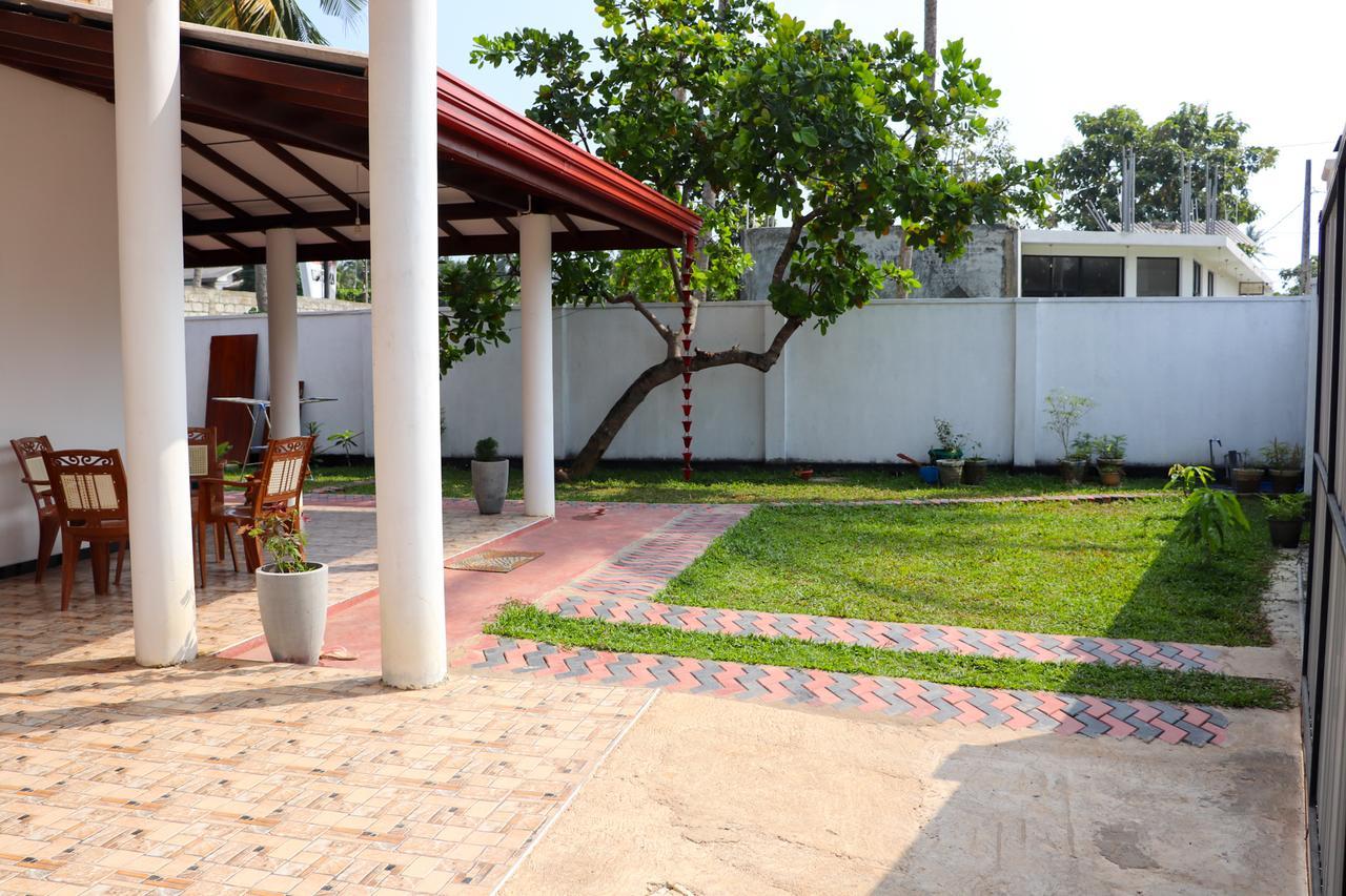 Mirissa Gold Rush Villa Экстерьер фото